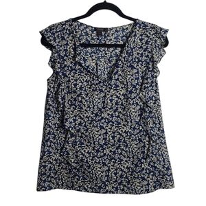 J. CREW Cascade Ruffle Navy and White Floral Blouse With Keyhole Size 0